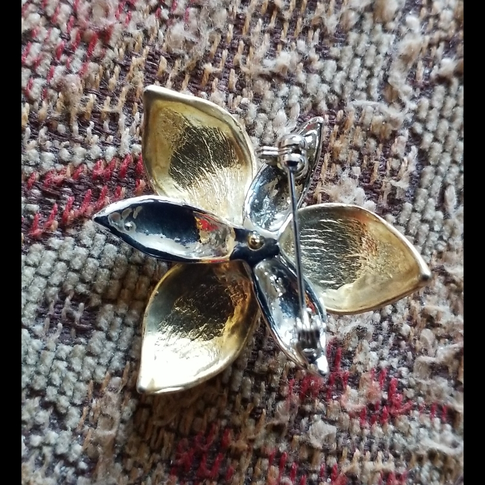 Swarovski Orchid Brooch - Picture 9 of 14
